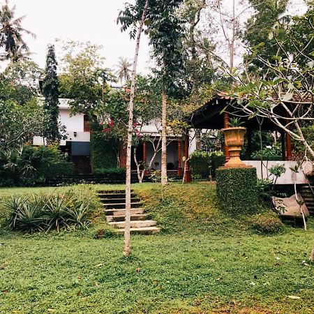 Swarnapaya résidence Bentota Bagian luar foto
